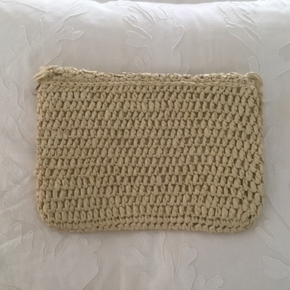 Green Parrot straw clutch NWT - Picture 2 of 4